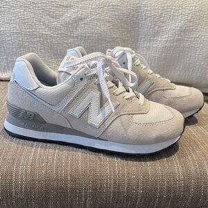 New Balance Women's Shoes 574